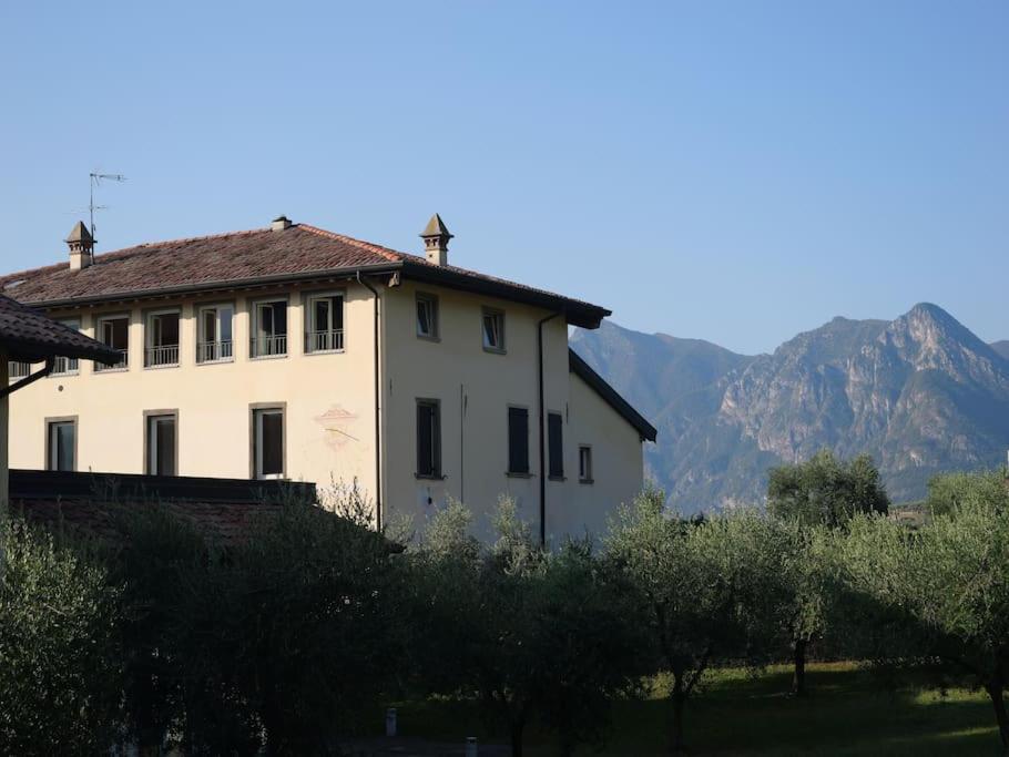 La Corte Del Cigno Monte Isola Eksteriør bilde