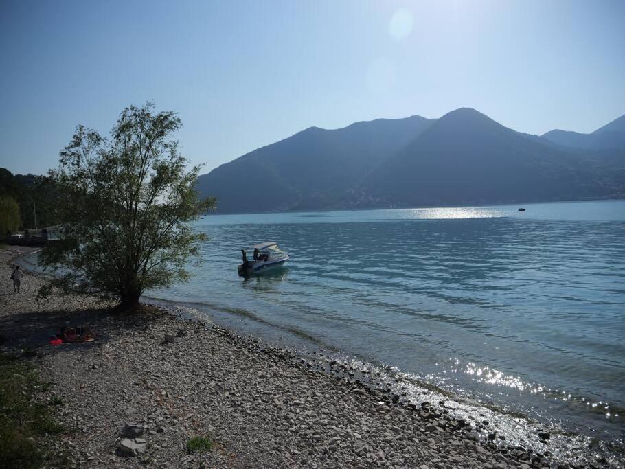 La Corte Del Cigno Monte Isola Eksteriør bilde